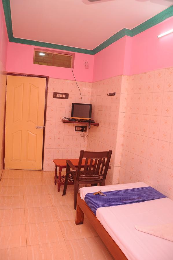 Merit Guest House 钦奈 外观 照片
